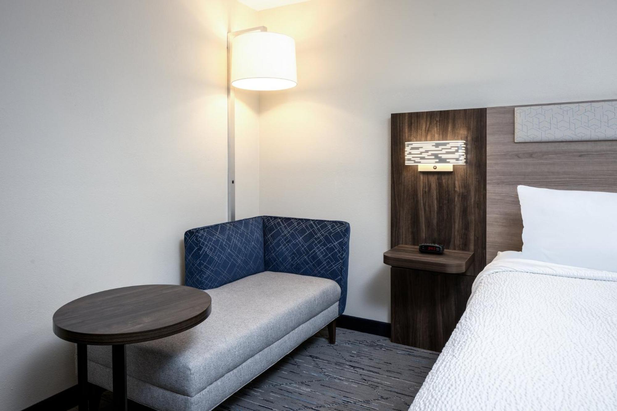 Express Portland South - Oswego By Ihg Hotel Lake Oswego