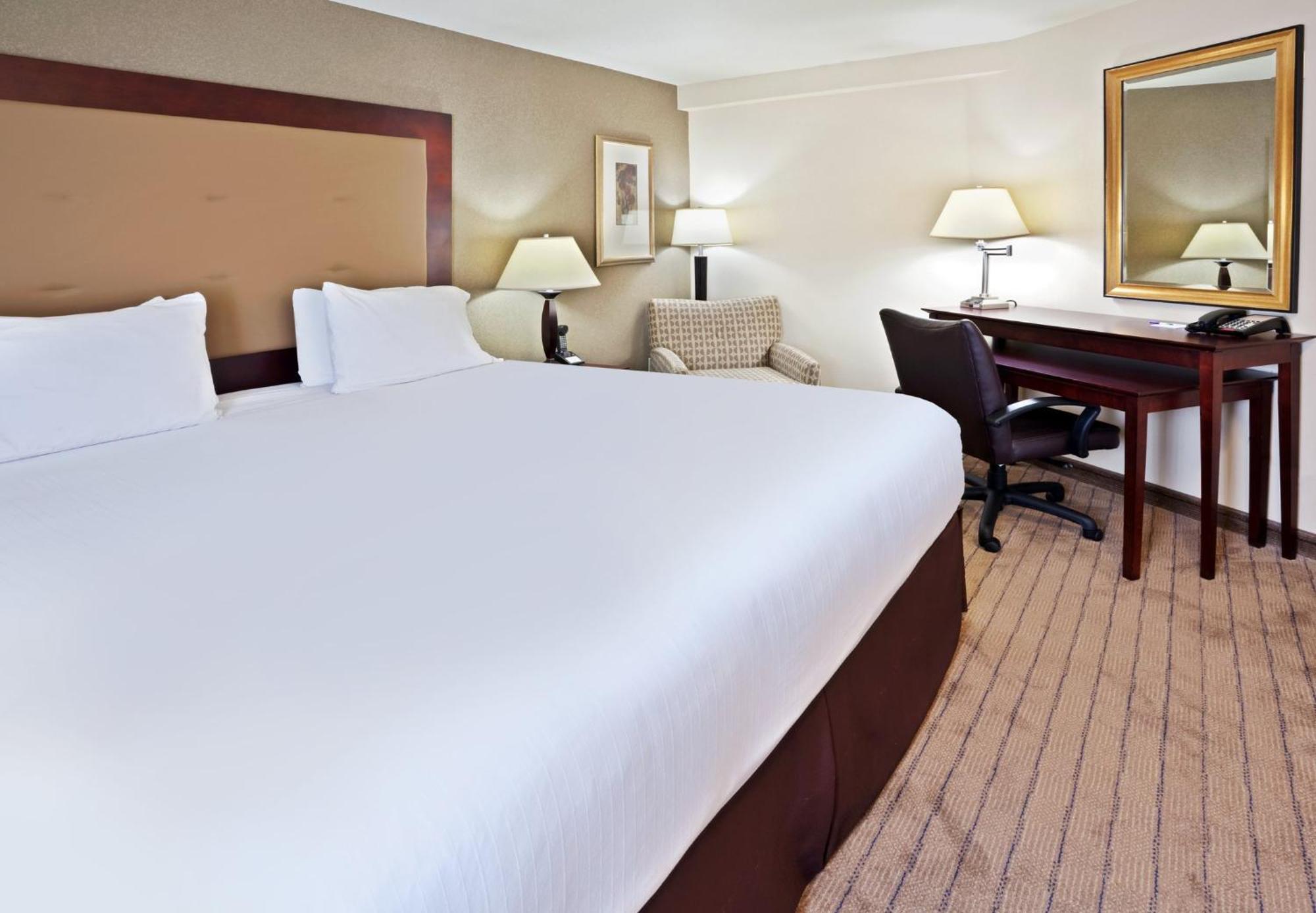 Express Portland South - Oswego By Ihg Hotel 3*