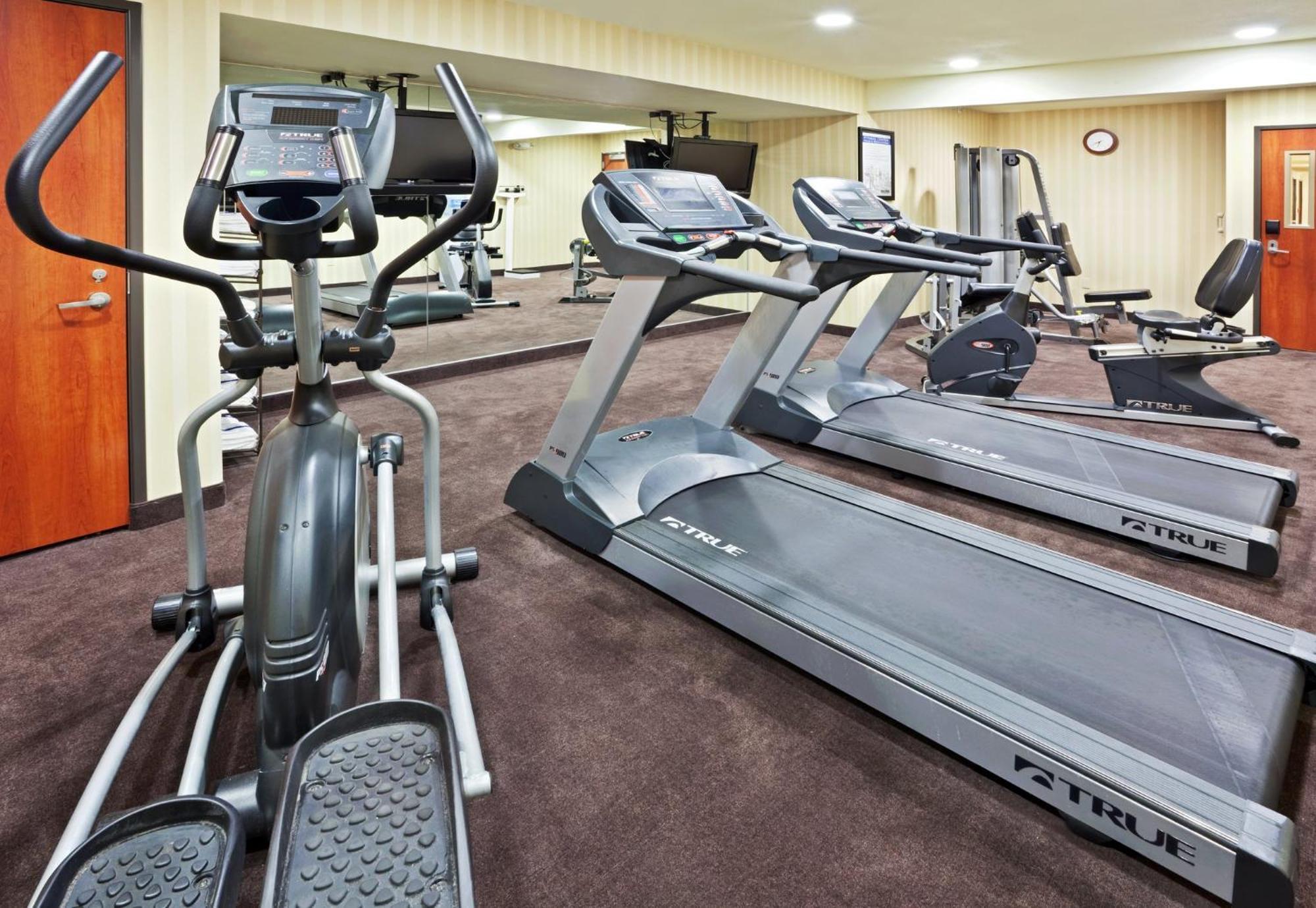 Express Portland South - Oswego By Ihg Hotel 3*